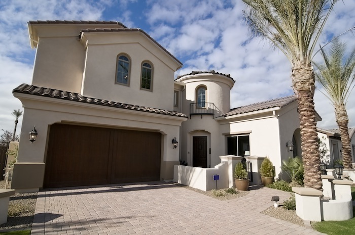 outside view of house in south shore